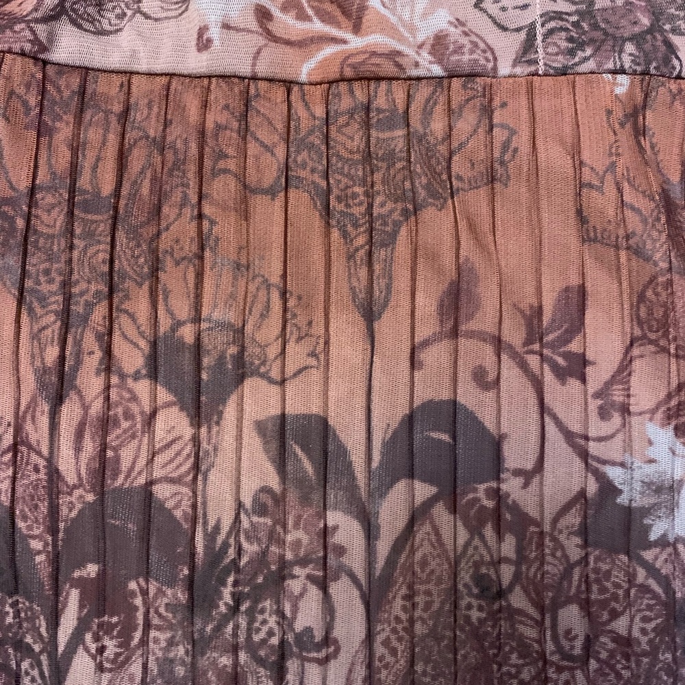 Top - Picture 3 of 3